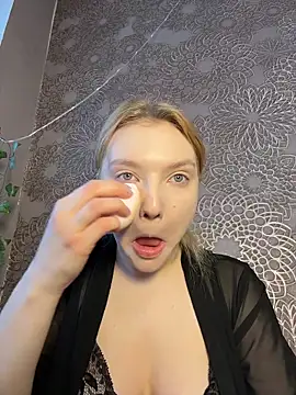 AmmyHot online show from 12-22-25, 04:45