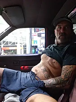 Hotbodyscottie online show from 05-23-26, 09:41