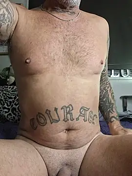 Hotbodyscottie online show from 01-15-26, 10:40