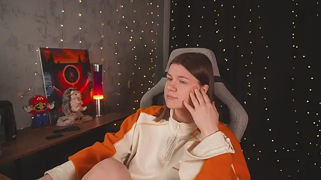 cuteamberlyyy online show from 04-20-26, 12:13