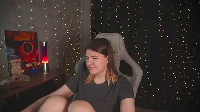 cuteamberlyyy online show from 10-22-25, 03:17