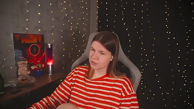 cuteamberlyyy online show from 12-19-25, 04:27