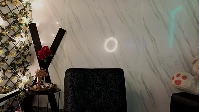 jeimy garcia online show from 11-04-25, 12:09