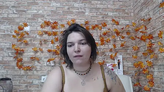 Amelia Kiss  online show from 11-10-25, 12:48