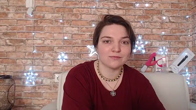 Amelia Kiss  online show from 12-22-25, 12:44