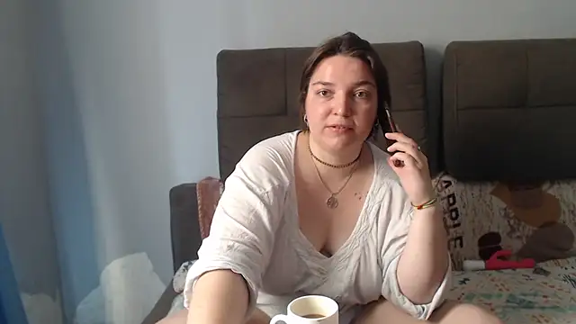 Snapshot of Amelia_Kiss_ chatting on 06-16-26, 12:54 Amelia Kiss online show from 06-16-26, 12:54