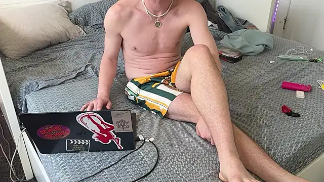 CupidZass online show from 11-18-25, 05:05