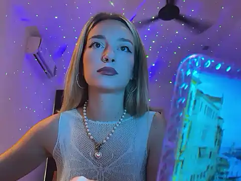 SirenaBelle online show from 10-04-25, 12:01