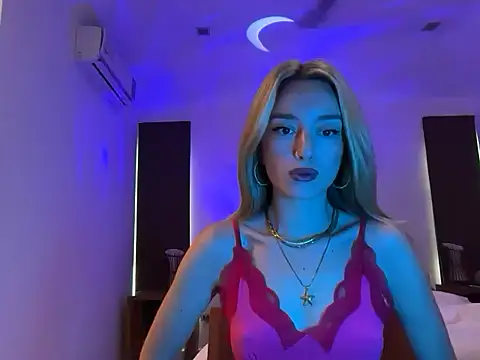 SirenaBelle online show from 10-11-25, 12:55