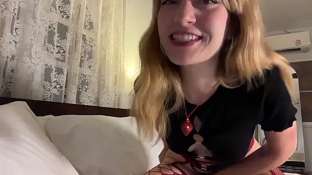 SirenaBelle online show from 05-05-26, 10:24