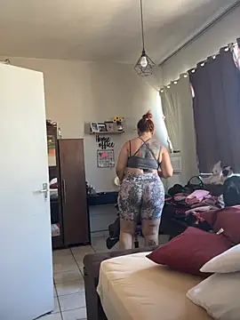 Bruninhaa34 online show from 04-08-26, 03:02