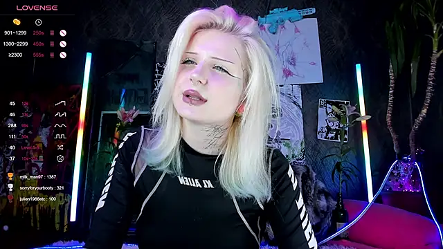 little grinch666 online show from 03-04-25, 10:27