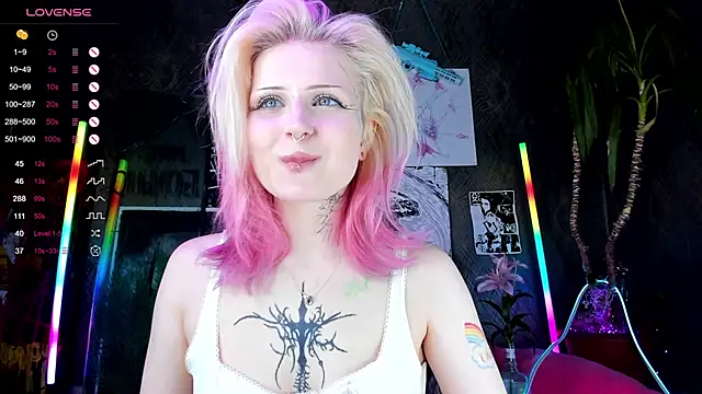 little grinch666 online show from 03-12-25, 11:54