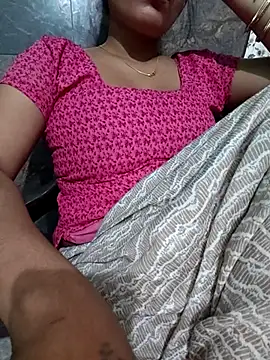 Snapshot of Kavita_ji chatting on 03-01-25, 04:58 Kavita ji online show from 03-01-25, 04:58