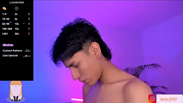 Levin Hikaru online show from 10-22-25, 09:35