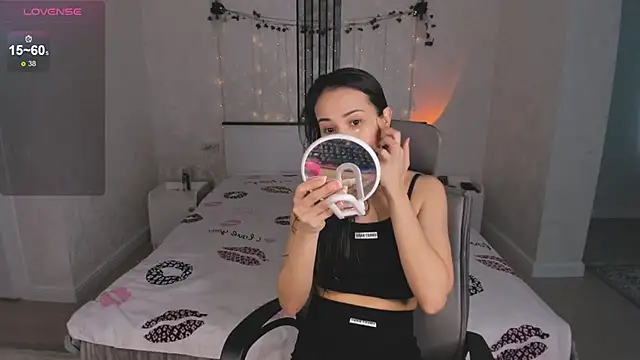 lia sun online show from 02-22-25, 10:40