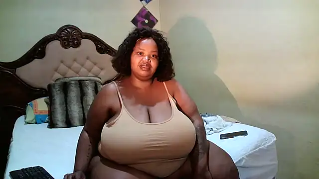 HOTBIGMELONSxx online show from 06-09-26, 09:27