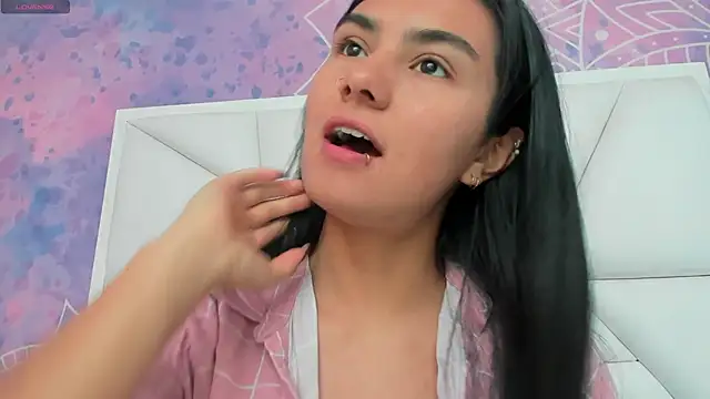 atilanadiaz7 online show from 09-10-25, 04:06