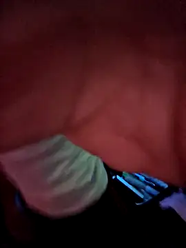 Snapshot of Twin2222 chatting on 10-07-25, 10:38 Twin2222 online show from 10-07-25, 10:38