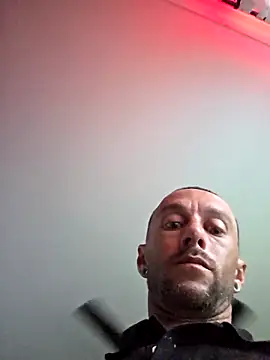 Snapshot of Twin2222 chatting on 11-15-25, 10:36 Twin2222 online show from 11-15-25, 10:36