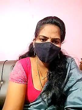 Snapshot of melina214 chatting on 10-22-25, 03:50 melina214 online show from 10-22-25, 03:50