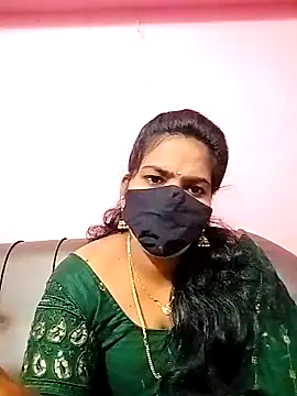 Snapshot of melina214 chatting on 10-07-25, 03:51 melina214 online show from 10-07-25, 03:51