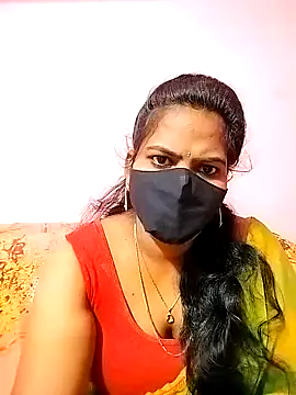 Snapshot of melina214 chatting on 02-05-25, 03:13 melina214 online show from 02-05-25, 03:13