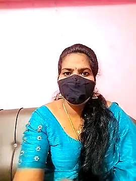 Snapshot of melina214 chatting on 10-06-25, 03:29 melina214 online show from 10-06-25, 03:29
