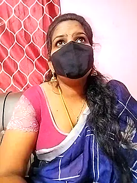 Snapshot of melina214 chatting on 03-22-25, 05:20 melina214 online show from 03-22-25, 05:20
