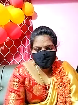 Snapshot of melina214 chatting on 02-24-25, 04:47 melina214 online show from 02-24-25, 04:47