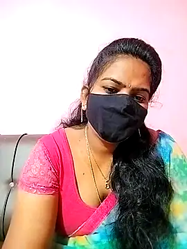 Snapshot of melina214 chatting on 02-09-25, 03:32 melina214 online show from 02-09-25, 03:32