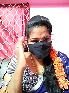 Snapshot of melina214 chatting on 03-17-25, 02:19 melina214 online show from 03-17-25, 02:19