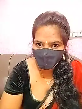 Snapshot of melina214 chatting on 07-13-26, 04:01 melina214 online show from 07-13-26, 04:01