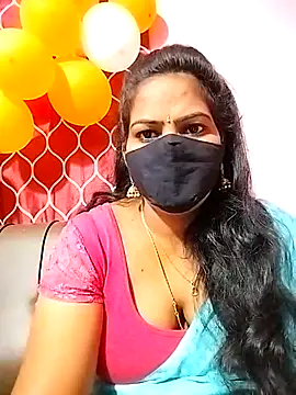 Snapshot of melina214 chatting on 02-26-25, 03:03 melina214 online show from 02-26-25, 03:03