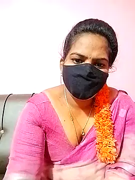 Snapshot of melina214 chatting on 02-11-25, 03:29 melina214 online show from 02-11-25, 03:29