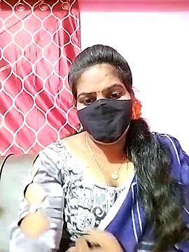 Snapshot of melina214 chatting on 03-17-25, 05:16 melina214 online show from 03-17-25, 05:16