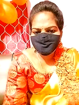 Snapshot of melina214 chatting on 02-24-25, 02:40 melina214 online show from 02-24-25, 02:40