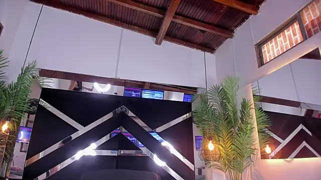 emily-fox online show from 11-04-25, 12:42