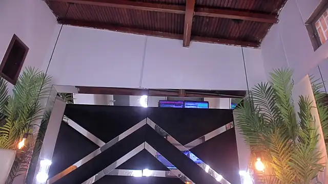 emily-fox online show from 09-15-25, 12:16