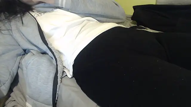 Snapshot of samantha_s69 chatting on 06-15-26, 12:49 samantha s69 online show from 06-15-26, 12:49