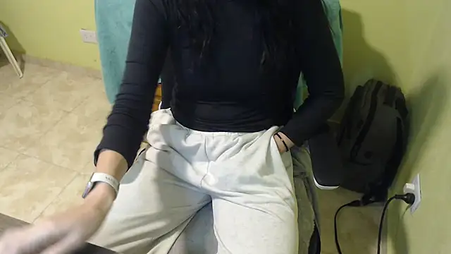 Snapshot of samantha_s69 chatting on 07-07-26, 11:58 samantha s69 online show from 07-07-26, 11:58