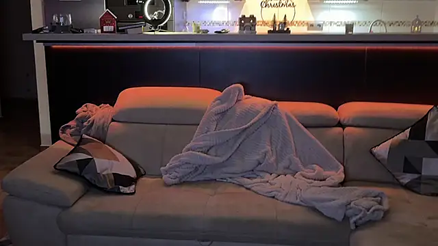 Missy baby online show from 12-14-25, 08:14