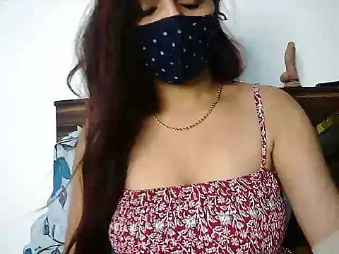 Gloie4u online show from 11-07-25, 04:55