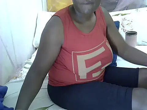 Sweetreena online show from 05-20-26, 03:25