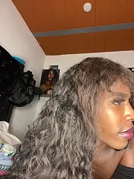 Richchocolatesweet  online show from 09-26-25, 11:44