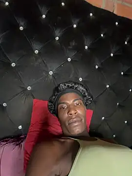 Richchocolatesweet  online show from 05-05-26, 02:47
