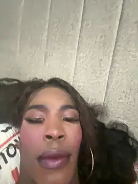 Richchocolatesweet  online show from 01-10-26, 11:22