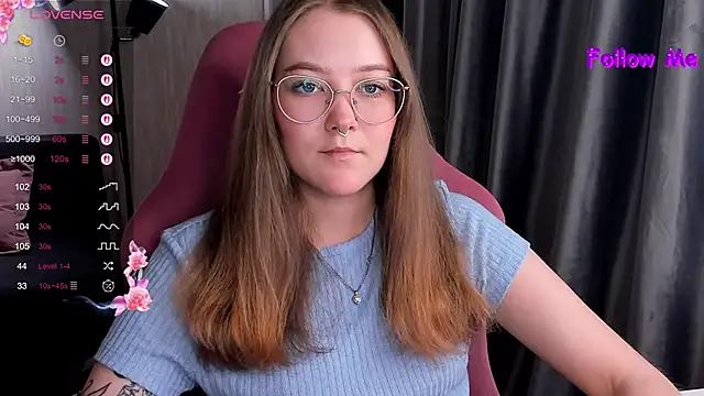 Snapshot of bunny_bubble chatting on 11-27-25, 11:49 bunny bubble online show from 11-27-25, 11:49