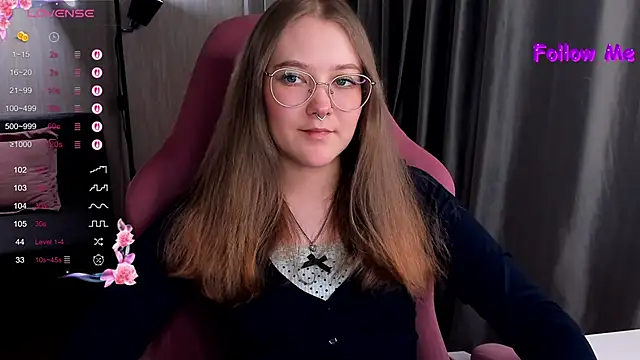 Snapshot of bunny_bubble chatting on 11-24-25, 11:49 bunny bubble online show from 11-24-25, 11:49