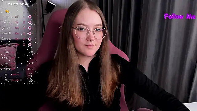 Snapshot of bunny_bubble chatting on 02-20-26, 11:06 bunny bubble online show from 02-20-26, 11:06